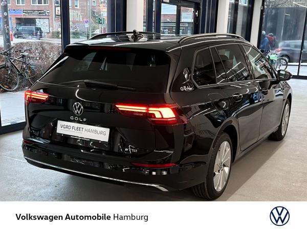 Volkswagen Golf Variant Life 1,5 l eTSI OPF 7-Gang-Doppelkupplungsgetriebe DSG