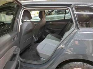 Volkswagen Golf Variant Life 1.5 eTSI DSG / App, RFK, LED