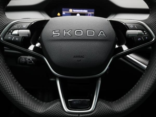 Skoda ENYAQ Enyaq 60 Sportline Navi Kamera Pano Matrix