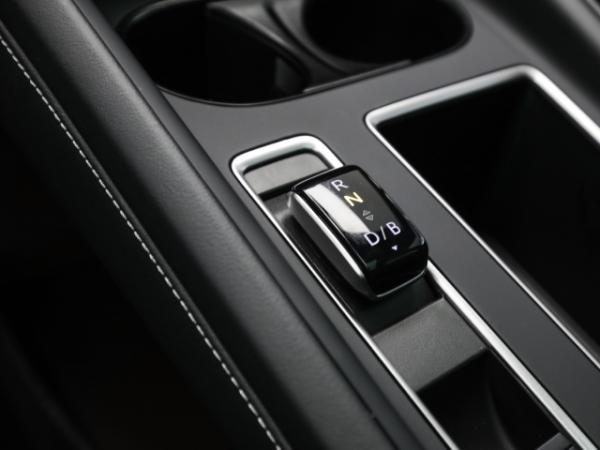 Skoda ENYAQ Enyaq 60 Sportline Navi Kamera Pano Matrix