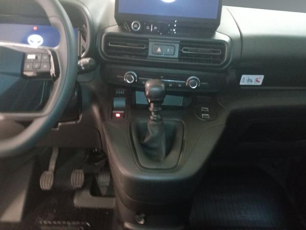 Toyota Proace City Doppelkabine 1.5 D L2 Meister *Klima*