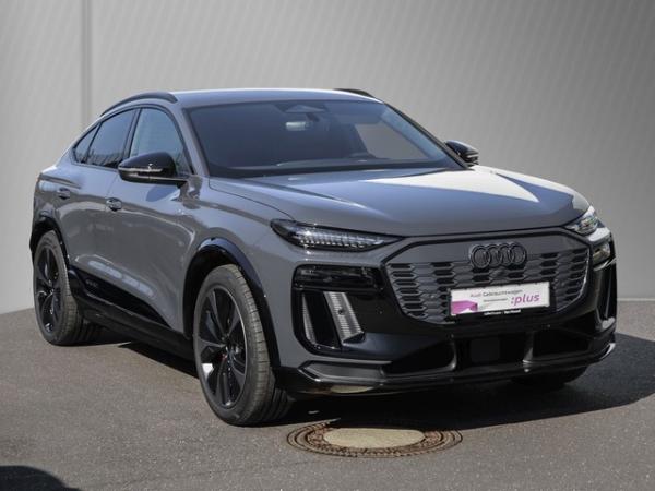 Audi Q6 e-tron Sportback edition one grey Matrix AHK