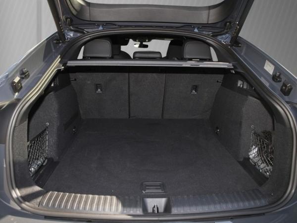 Audi Q6 e-tron Sportback edition one grey Matrix AHK