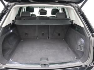 Volkswagen Touareg Elegance 3.0TDI 4M DSG / Pano, 360°, AHK