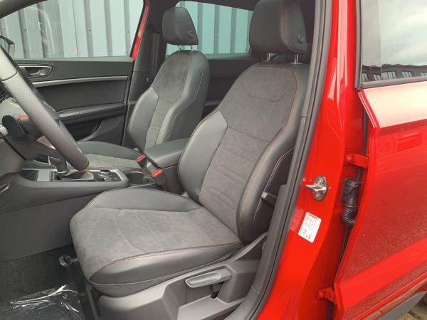 Seat Ateca FR Black Ed. 150PS*DSG*Pano*ACC*19Zoll