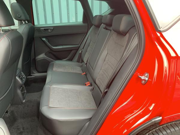 Seat Ateca FR Black Ed. 150PS*DSG*Pano*ACC*19Zoll