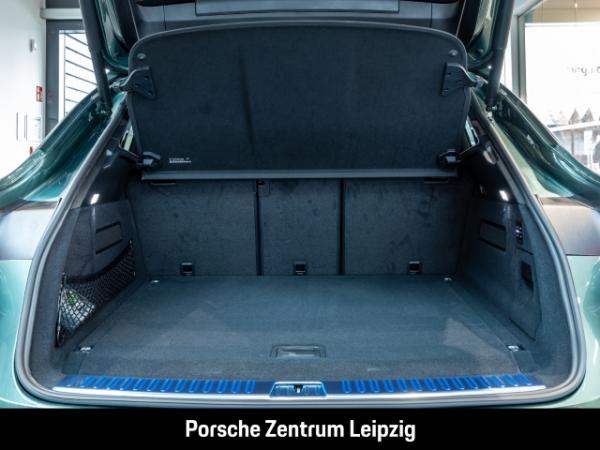 Porsche Cayenne E-Hybrid Coupe Black Edition FnW HA-Lenkung