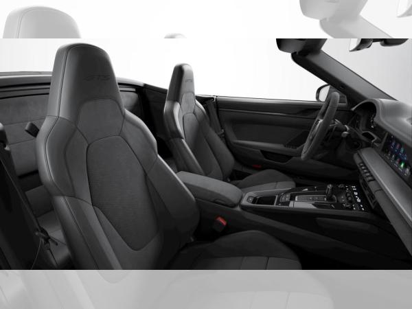 Porsche 992 Carrera 4 GTS Cabriolet