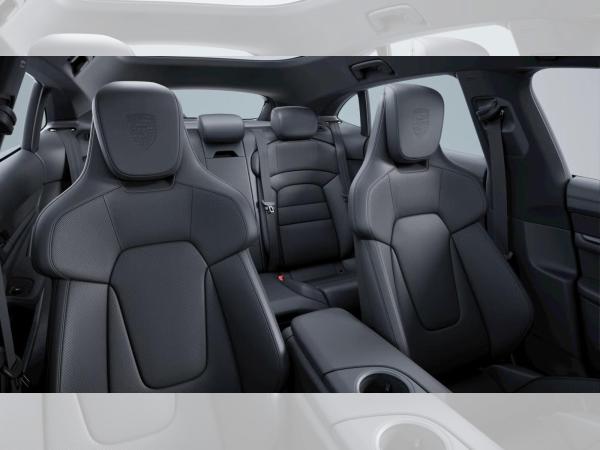 Porsche Taycan Sport Turismo Black Edition