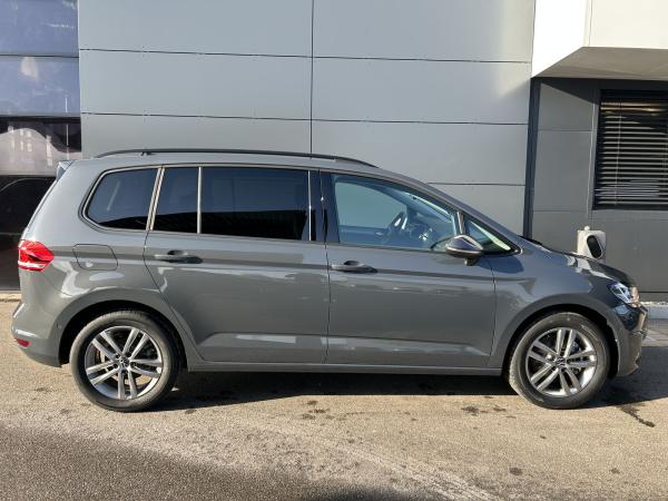 Volkswagen Touran 1.5 TSI DSG Prime LED RFK ACC NAVI AHK 7-Sitz
