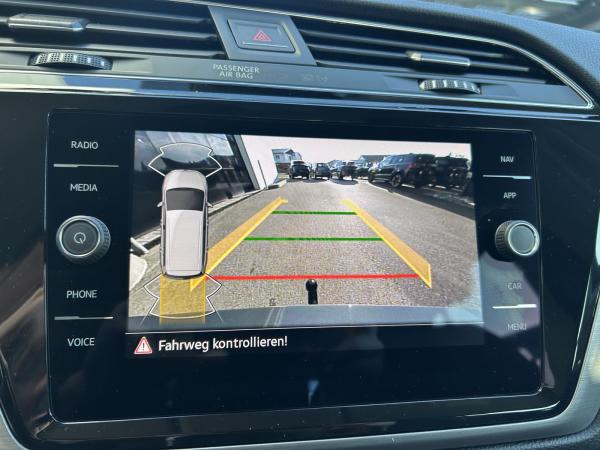 Volkswagen Touran 1.5 TSI DSG Prime LED RFK ACC NAVI AHK 7-Sitz