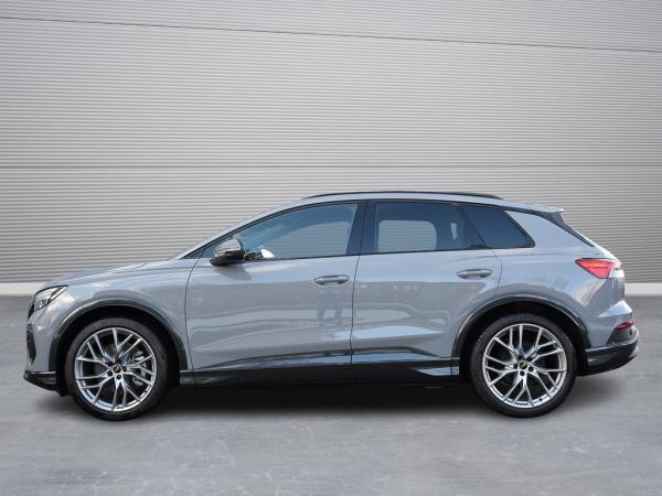 Audi Q4 e-tron 45 *S-line*AHK*Matrix*RüKam*Wärmepumpe