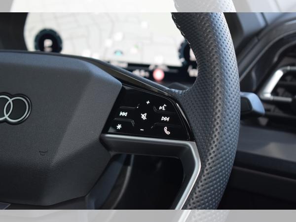 Audi Q4 e-tron 45 *S-line*AHK*Matrix*RüKam*Wärmepumpe