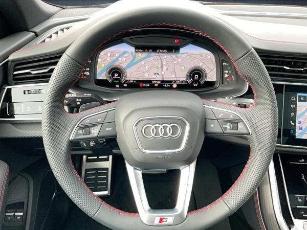 Audi Q8 SUV S line business TFSI e qu tiptr PANO 23