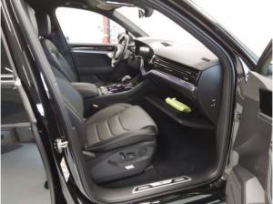 Volkswagen Touareg 3.0 TDI Tiptronic 4-Motion R-Line Blackstyle Navi Leder IQ.Light DAB+ FrontAssist