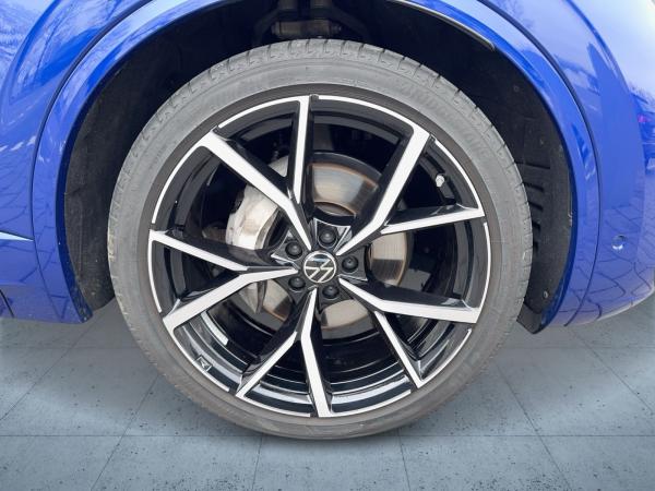 Volkswagen Touareg R-Line 3.0 TDI AHK/Pano/360/HuD/22"/HDMatrix/Assist