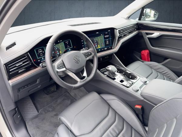 Volkswagen Touareg Elegance 3.0 TDI 4M AHK/Luft/HDMatrix/IQ/Assist
