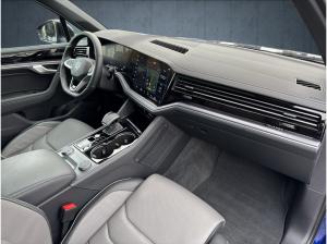 Volkswagen Touareg R-Line 3.0 TDI AHK/Pano/360/HuD/22"/HDMatrix/Assist
