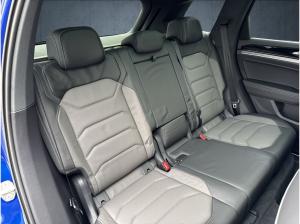 Volkswagen Touareg R-Line 3.0 TDI AHK/Pano/360/HuD/22"/HDMatrix/Assist