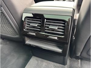 Volkswagen Touareg R-Line 3.0 TDI AHK/Pano/360/HuD/22"/HDMatrix/Assist