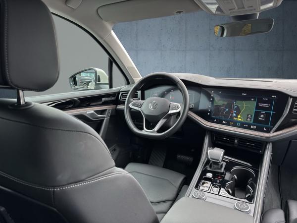 Volkswagen Touareg Elegance 3.0 TDI 4M AHK/Luft/HDMatrix/IQ/Assist