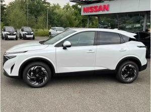 Nissan Qashqai N-Connecta 1.3DIG-T Xtronic Head Up Navi