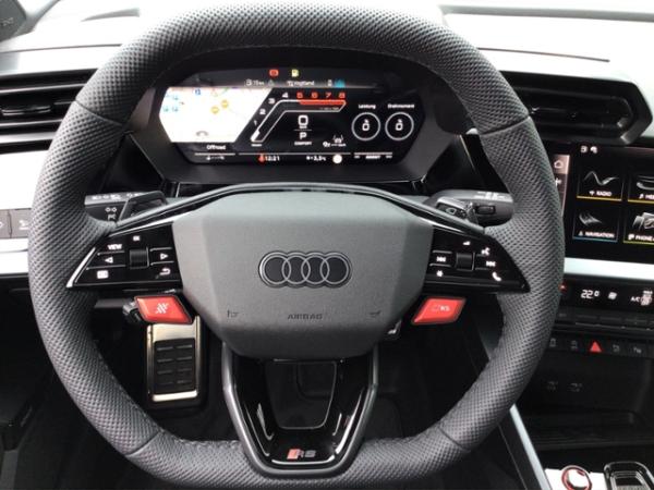 Audi RS3 Sportback 2.5 TFSI quattro 5JG/SONOS/MATRIX