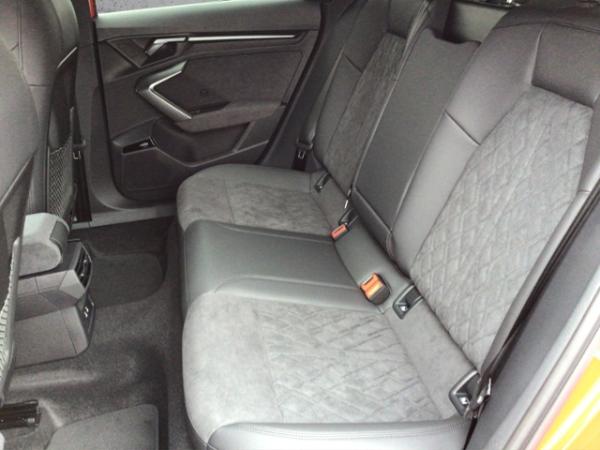 Audi RS3 Sportback 2.5 TFSI quattro 5JG/SONOS/MATRIX