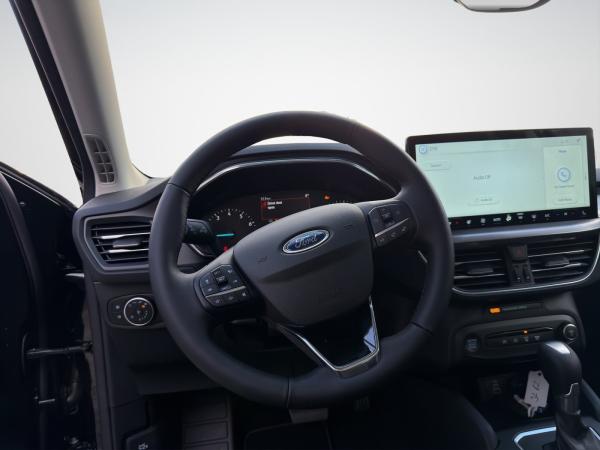 Ford Focus Turnier Titanium Edition -Pano,ACC-