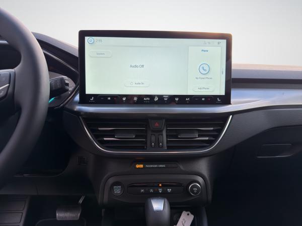 Ford Focus Turnier Titanium Edition -Pano,ACC-