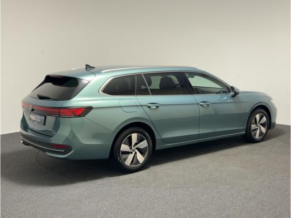 Volkswagen Passat Variant 1.5 TSI DSG Business