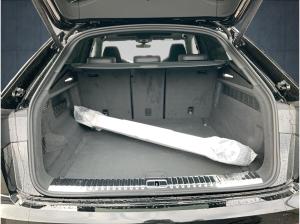 Audi RS Q8 SUV performance tiptr Vmax305 PANO Laser 23