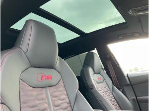 Audi RS Q8 SUV performance tiptr Vmax305 PANO Laser 23
