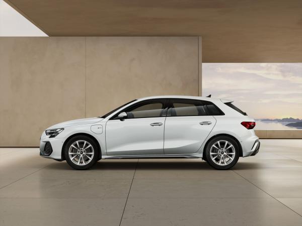 Audi A3 Sportback TFSIe mit staatlicher Förderung und 0,5% Dienstwagen