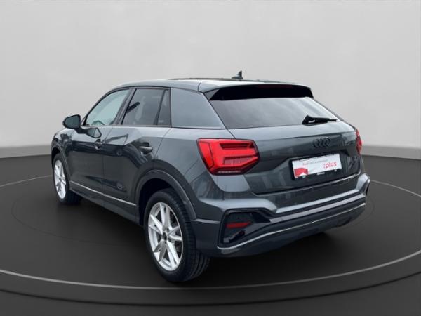 Audi Q2 35 TFSI S-LINE+AHK+MATRIX+NAVI