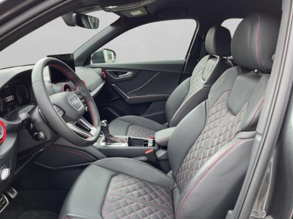 Audi Q2 35 TFSI S-LINE+AHK+MATRIX+NAVI