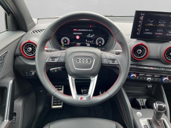 Audi Q2 35 TFSI S-LINE+AHK+MATRIX+NAVI