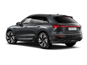 Audi Q8 55 S line Edition Assist Panorama AHK