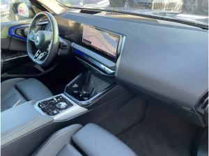 BMW X3 M50 xDrive M Sport Pro || 360 AHK Standheizg. (G45)