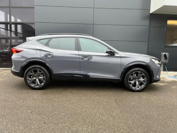 Cupra Formentor 1.5 eTSI DSG LED RFK ACC CarPlay