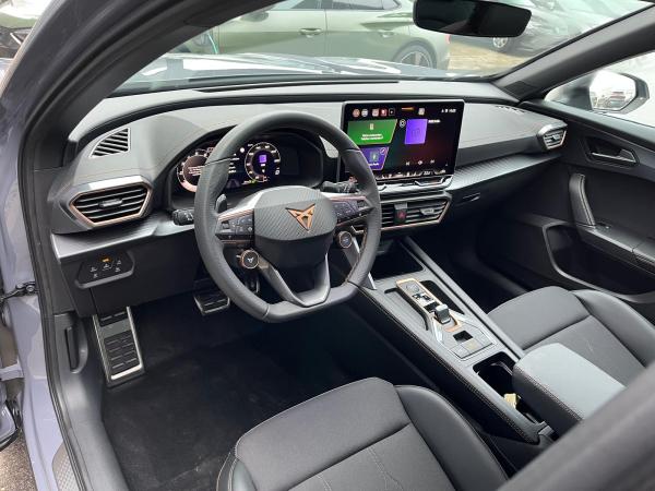 Cupra Formentor 1.5 eTSI DSG LED RFK ACC CarPlay