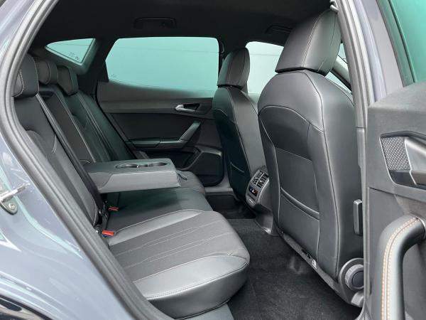 Cupra Formentor 1.5 eTSI DSG LED RFK ACC CarPlay