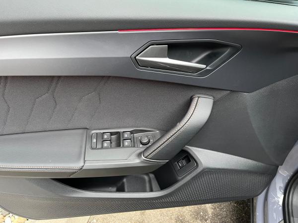 Cupra Formentor 1.5 eTSI DSG LED RFK ACC CarPlay