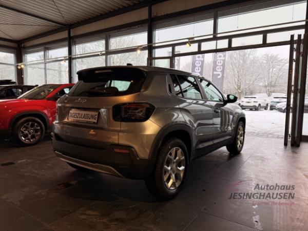 Jeep Avenger E !!! Nur mit 3000 E-Förderung als Anzahlung !!! Altitude+Rückfahrkam.+Keyless+Klimaaut.+Sitzheiz.