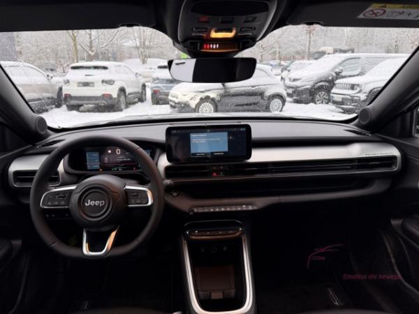 Jeep Avenger E !!! Nur mit 3000 E-Förderung als Anzahlung !!! Altitude+Rückfahrkam.+Keyless+Klimaaut.+Sitzheiz.