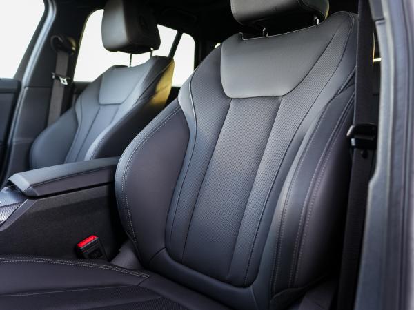 BMW 330 d xDrive M-Sport Touring AHK PANO ACC AdLED KoZg LNP: 78.440,00 € inkl. MwSt.