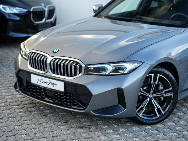 BMW 330 d xDrive M-Sport Touring AHK PANO ACC AdLED KoZg LNP: 78.440,00 € inkl. MwSt.