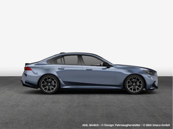 BMW M5 xDrive , 4-türig
