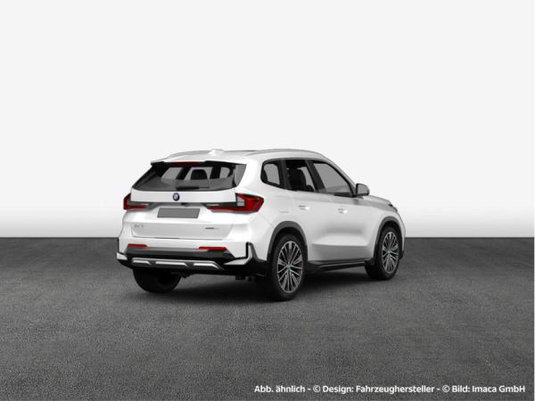 BMW iX1 xDrive30 M Sportpaket , 5-türig (Strom)