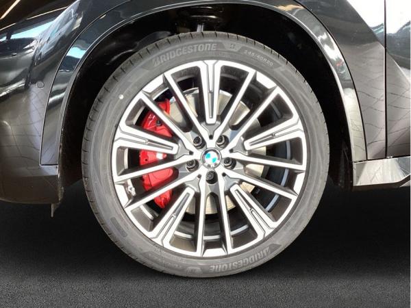 BMW iX1 xDrive30 M Sportpaket , 5-türig (Strom)